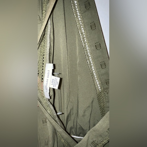 Green dress. - Picture 3 of 5